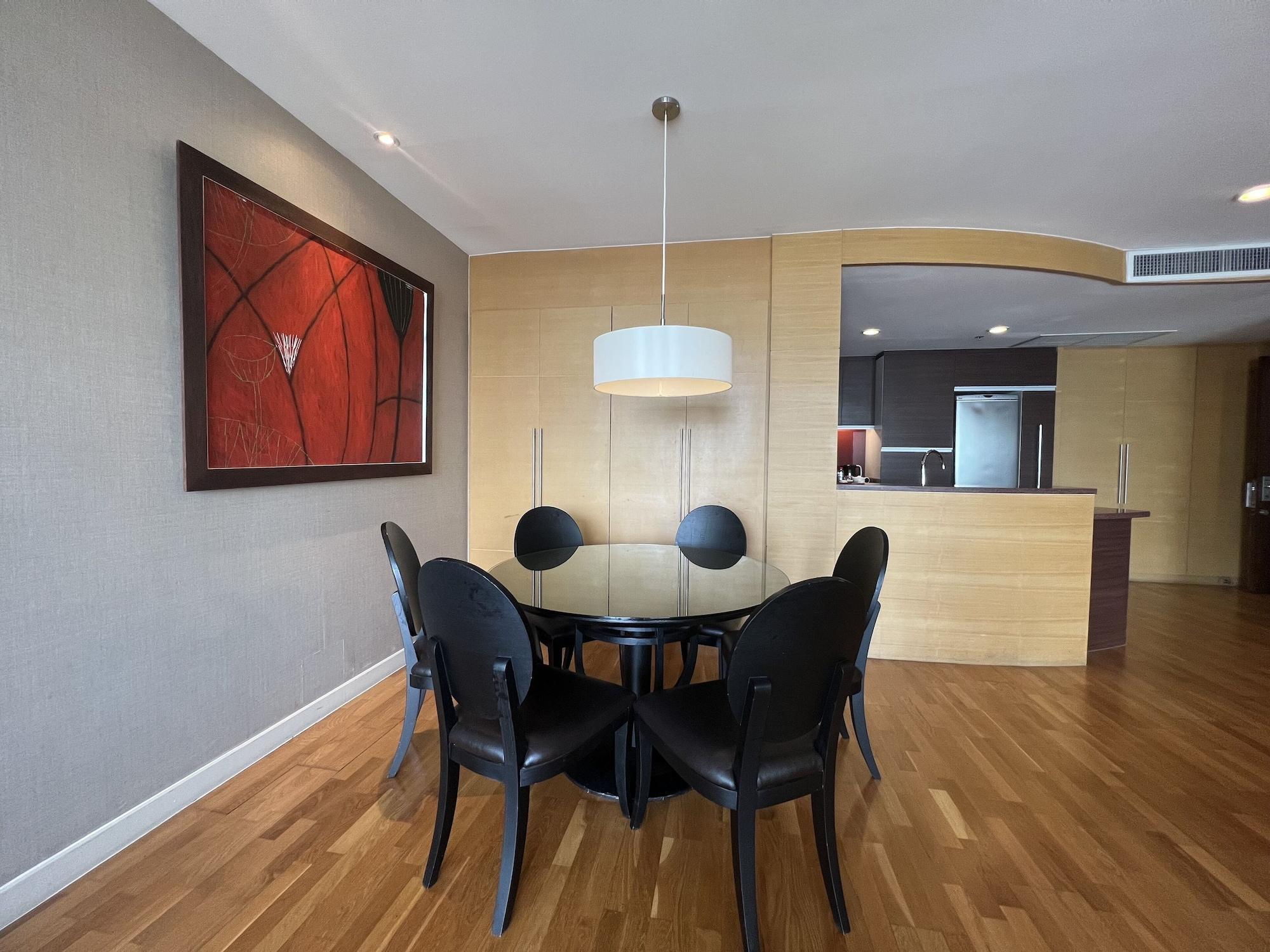 Отель Urbana Sathorn Hotel, 5*