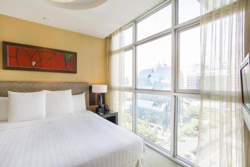Отель Urbana Sathorn Hotel, 5*
