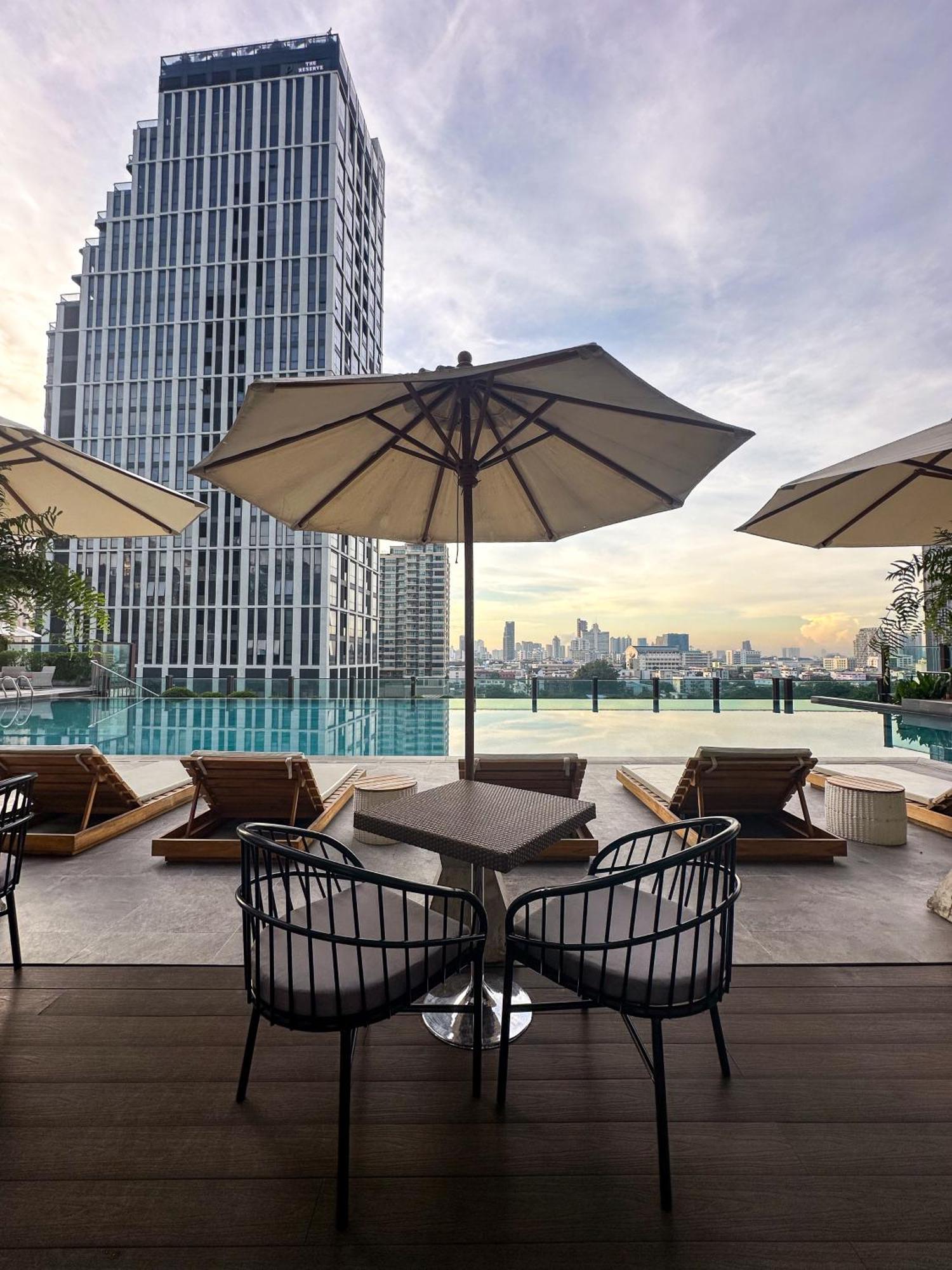 Отель Urbana Sathorn Hotel, 5*