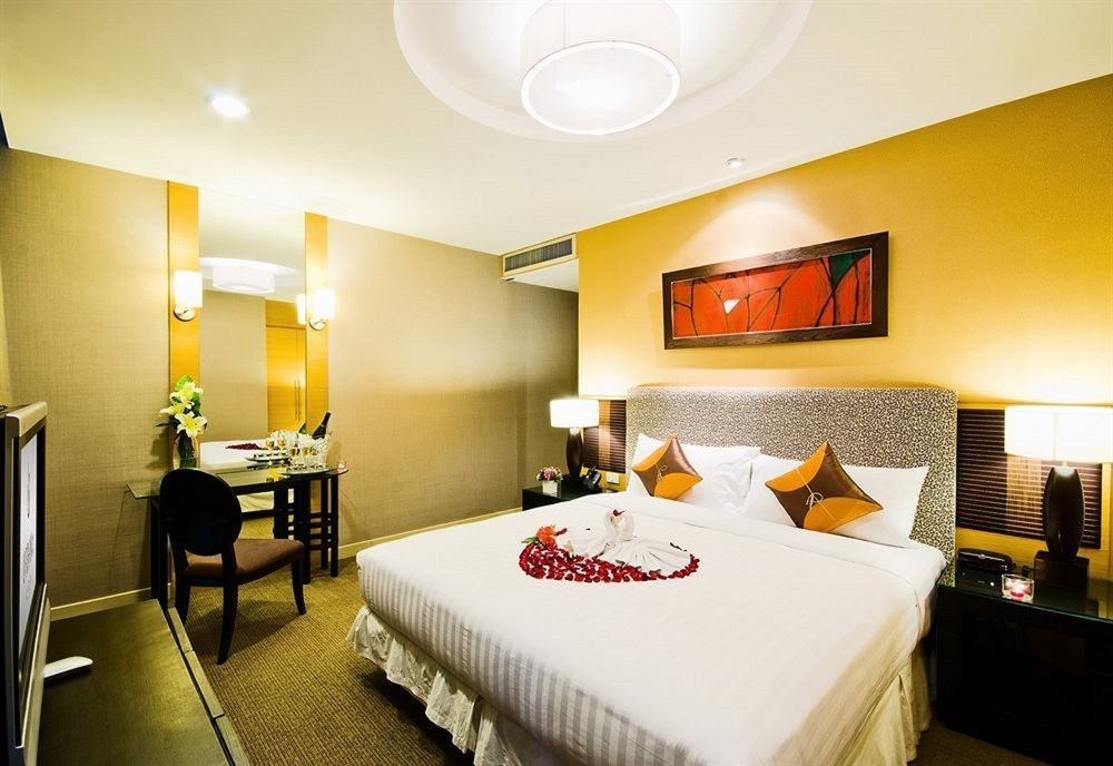 Urbana Sathorn Hotel, Бангкок